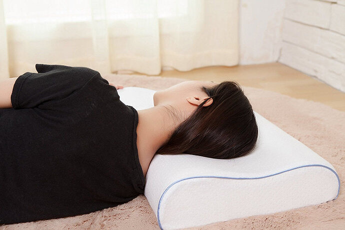 contour-pillow