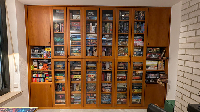 The "unpractical" but beautiful main shelf